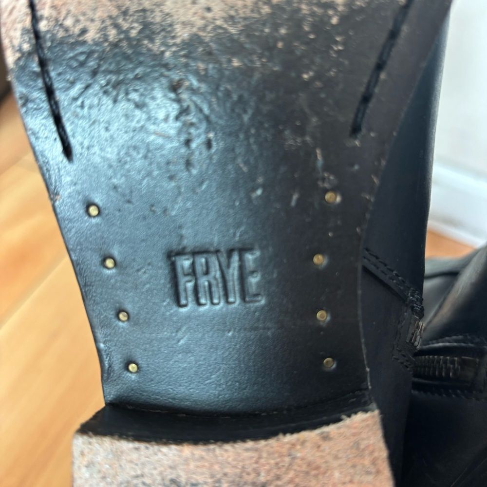 Frye Melissa Inside Zip Boots size 9B - Picture 7 of 9